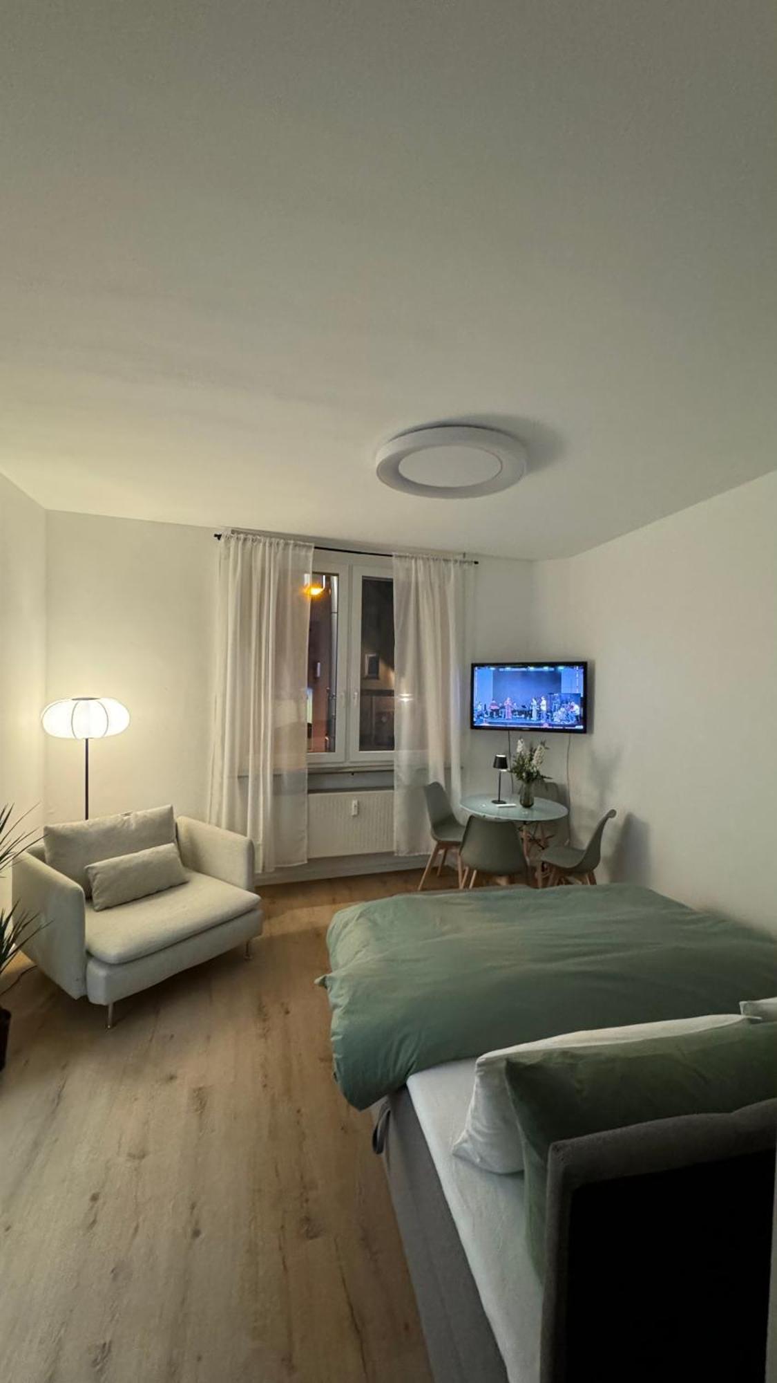 Gemuetliches Design Appartment Weissenthurm 외부 사진