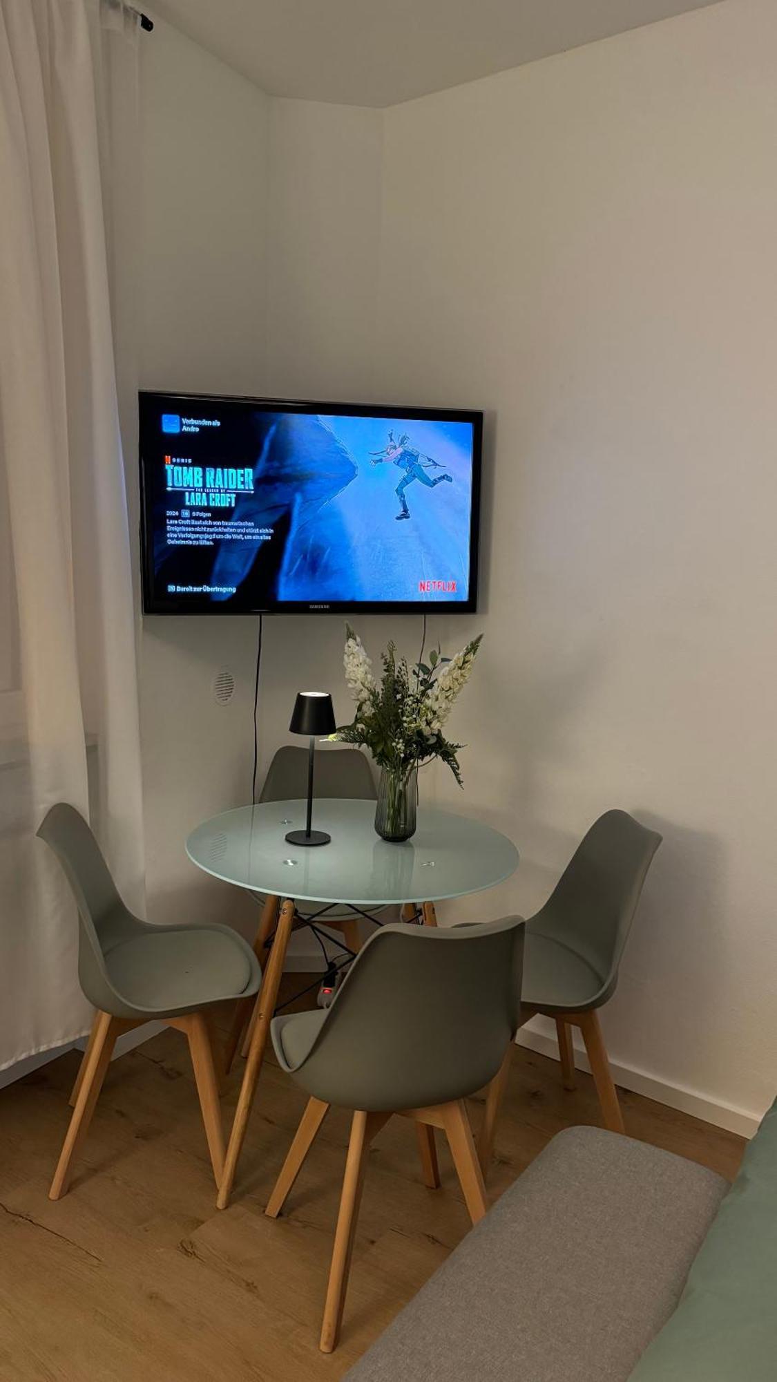 Gemuetliches Design Appartment Weissenthurm 외부 사진